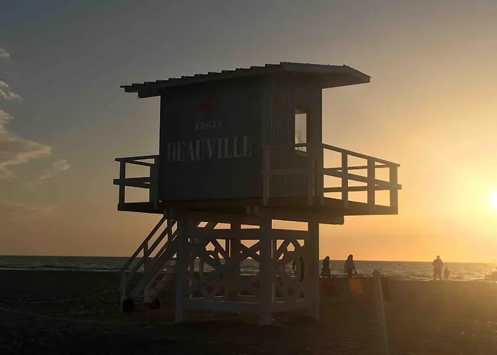 Le Fitzgerald -tres Joli 3 Pieces Art Deco Hypercentre Deauville